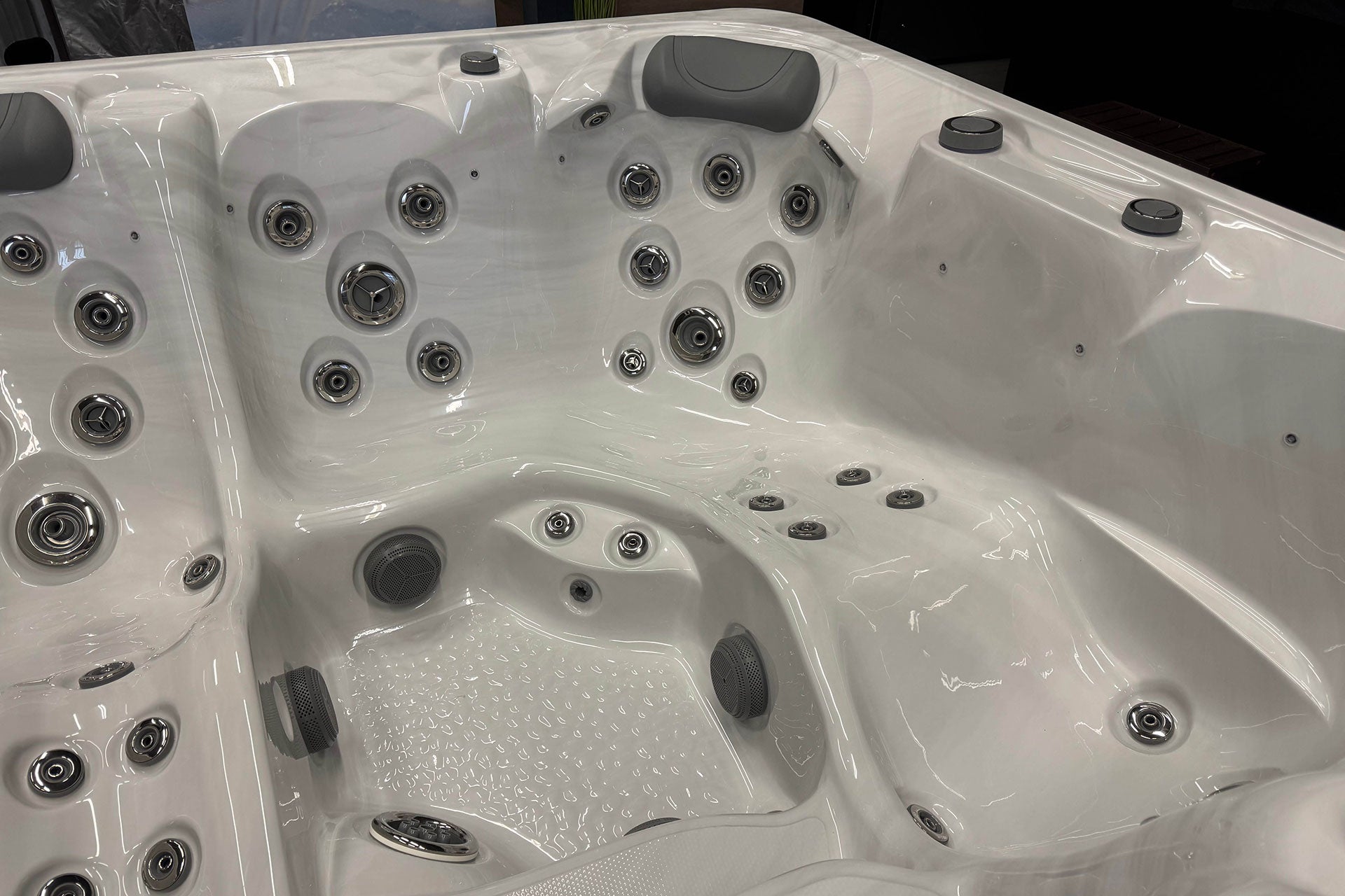 Whirlpool St Tropez innen