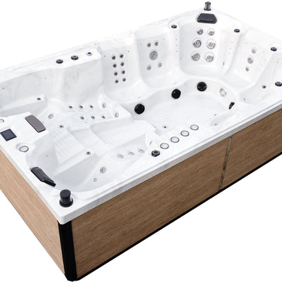 großer Whirlpool