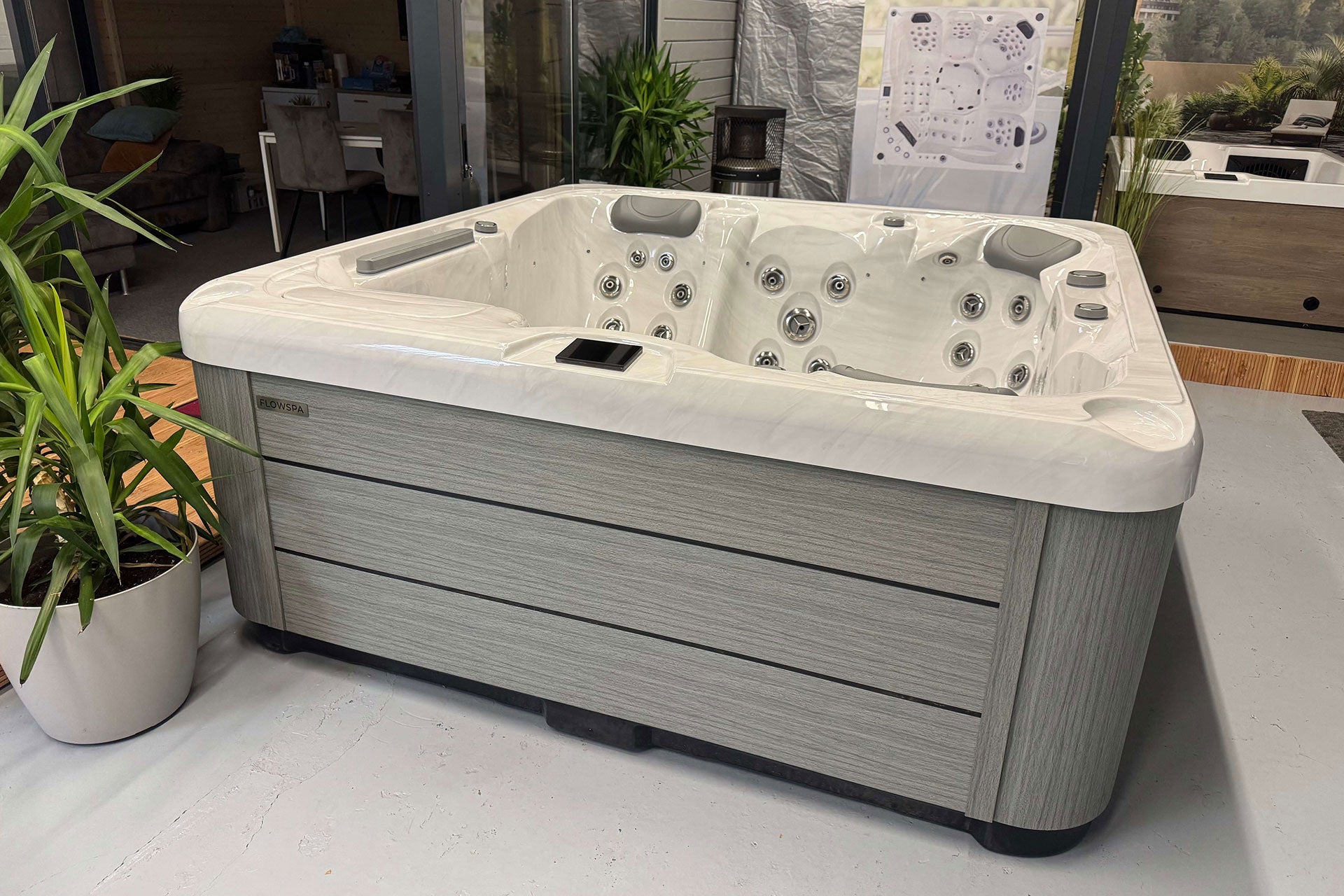 Whirlpool in beige