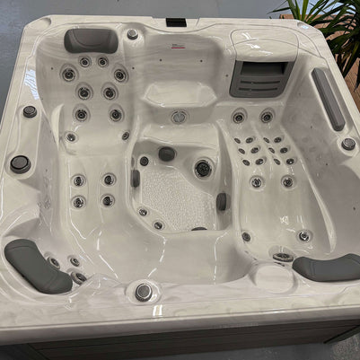 Premium Whirlpool