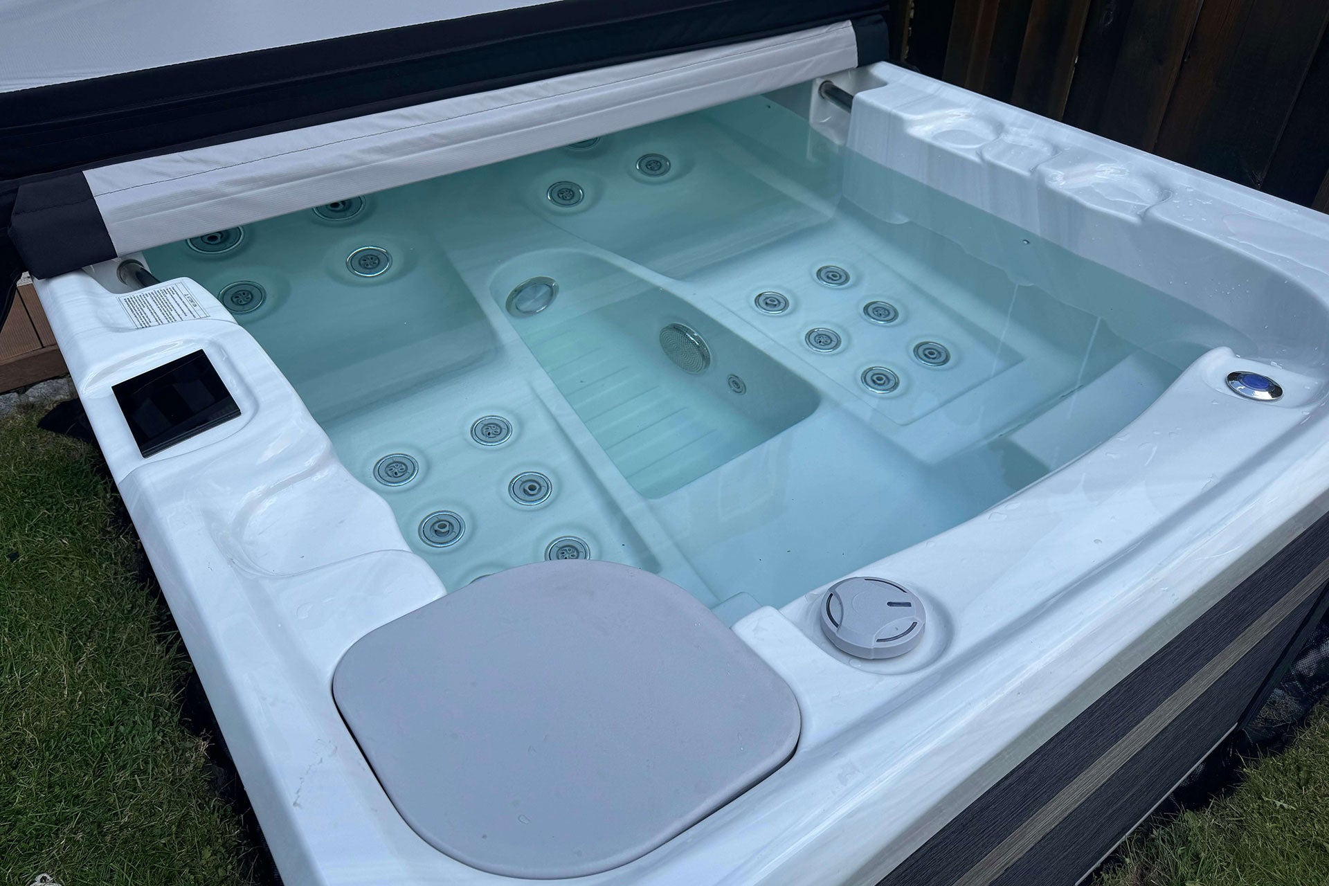 Whirlpool 2 Personen