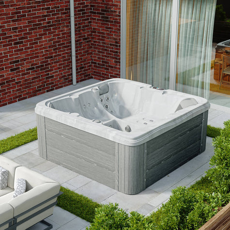 Großer Whirlpool für die Terrasse