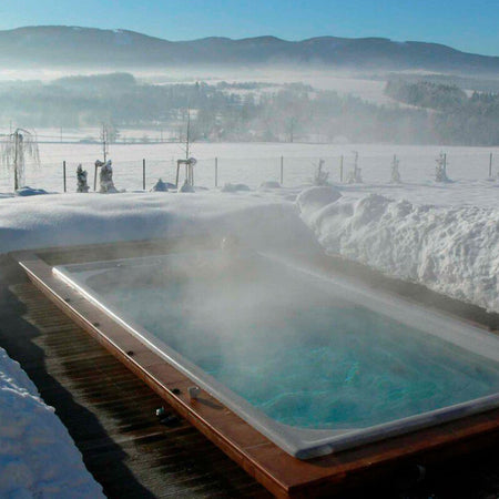 Warmer Whirlpool im Winter